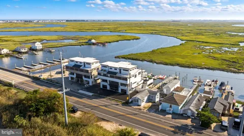 923 STONE HARBOR BOULEVARD W