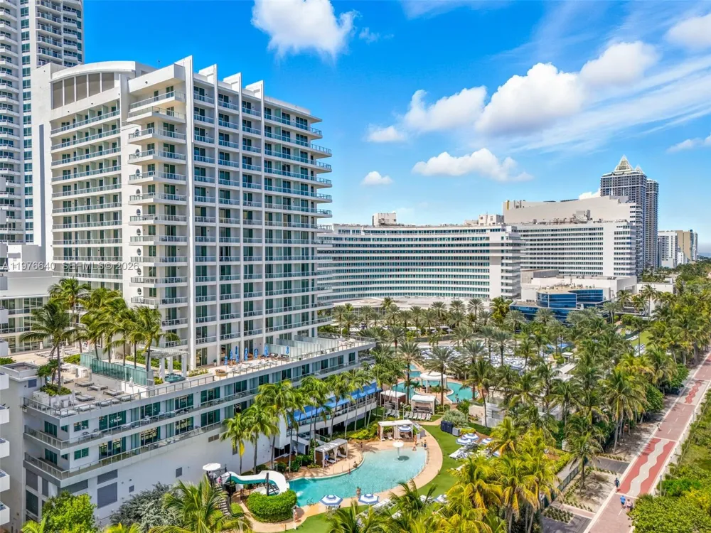 4391 Collins Ave #410 Miami Beach, FL 33140