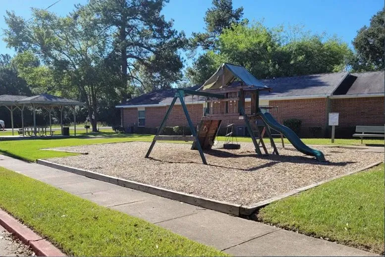 2050 S Byrd Avenue Shepherd, TX 77371