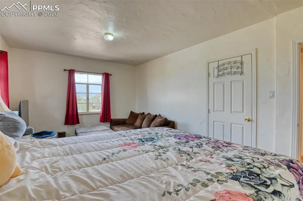 1290 B STREET Penrose, CO 81240