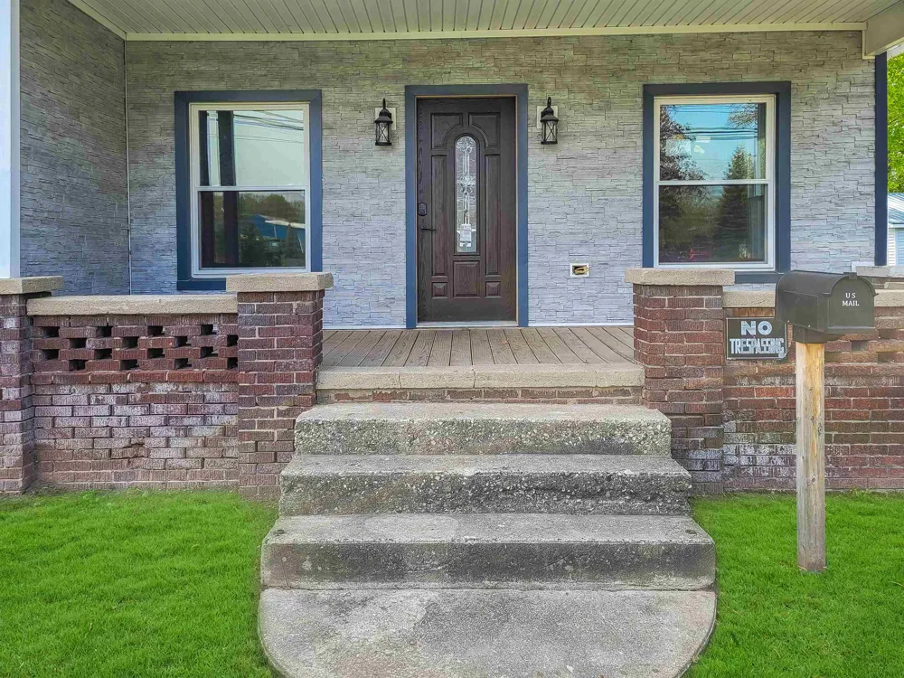 214 S Pine Street St Louis City, MI 48880