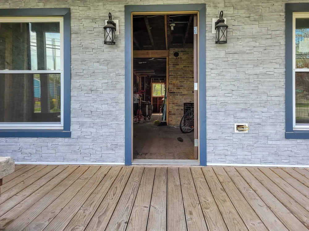 214 S Pine Street St Louis City, MI 48880