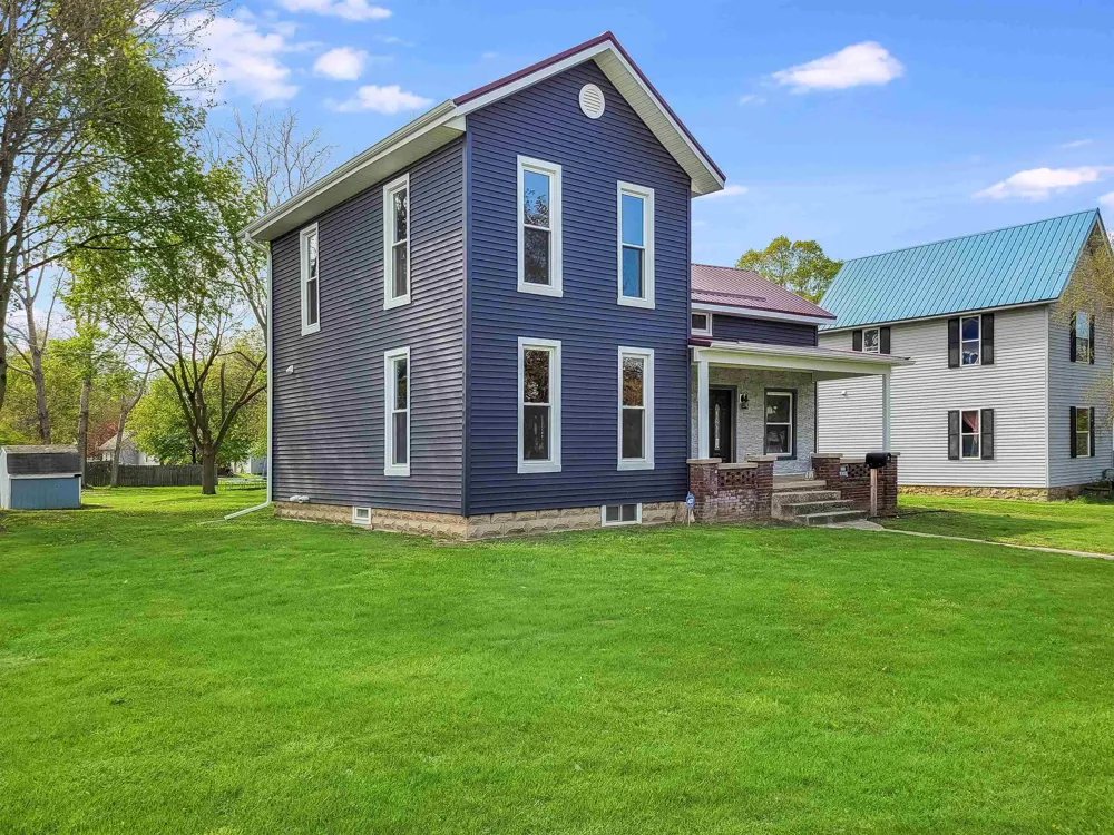 214 S Pine Street St Louis City, MI 48880