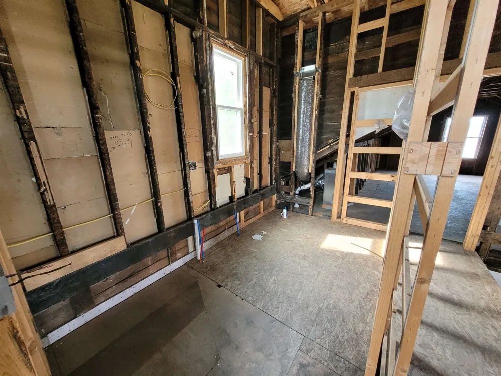 214 S Pine Street St Louis City, MI 48880