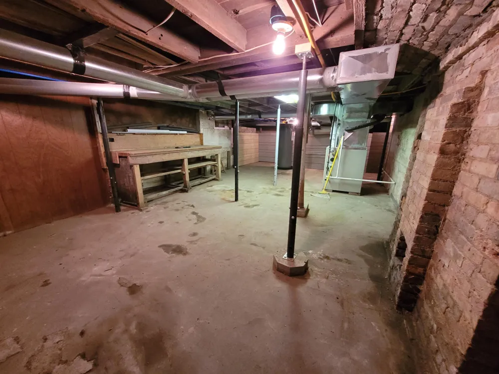 214 S Pine Street St Louis City, MI 48880