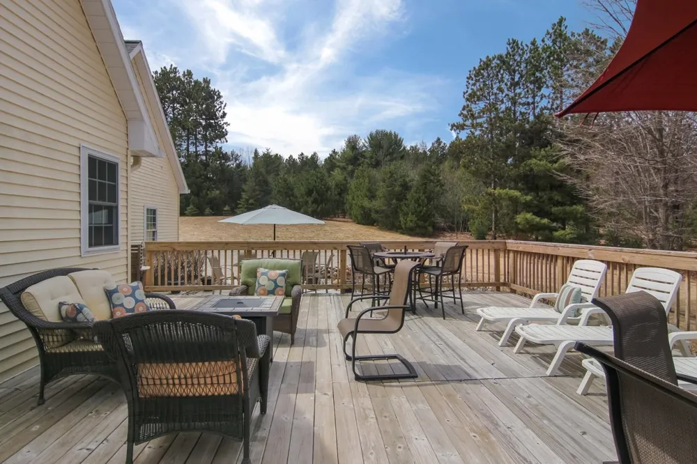 3855 Pulver Woods Drive Whitewater Township, MI 49690