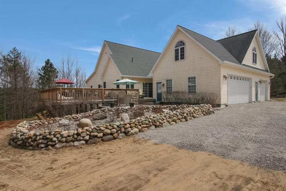 3855 Pulver Woods Drive Whitewater Township, MI 49690