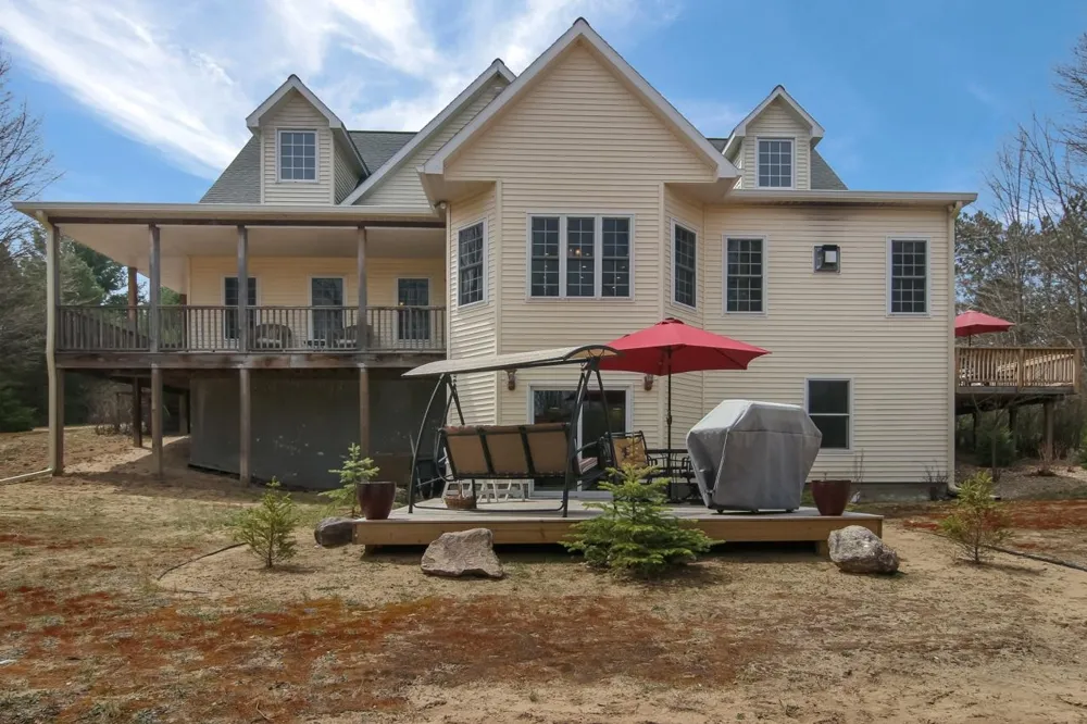 3855 Pulver Woods Drive Whitewater Township, MI 49690