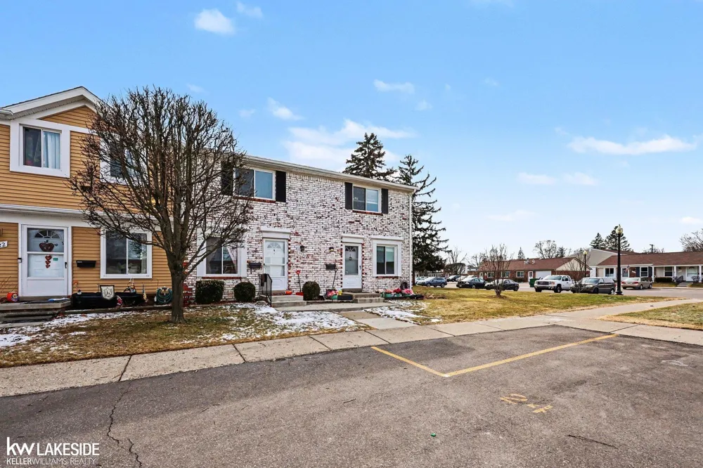 11518 Messmore Road Utica City, MI 48317