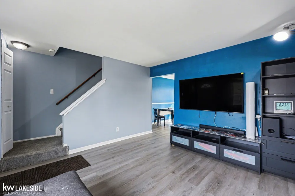 11518 Messmore Road Utica City, MI 48317