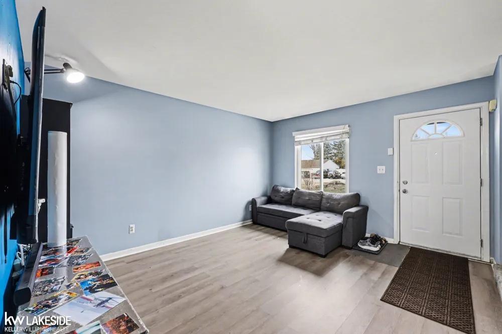 11518 Messmore Road Utica City, MI 48317