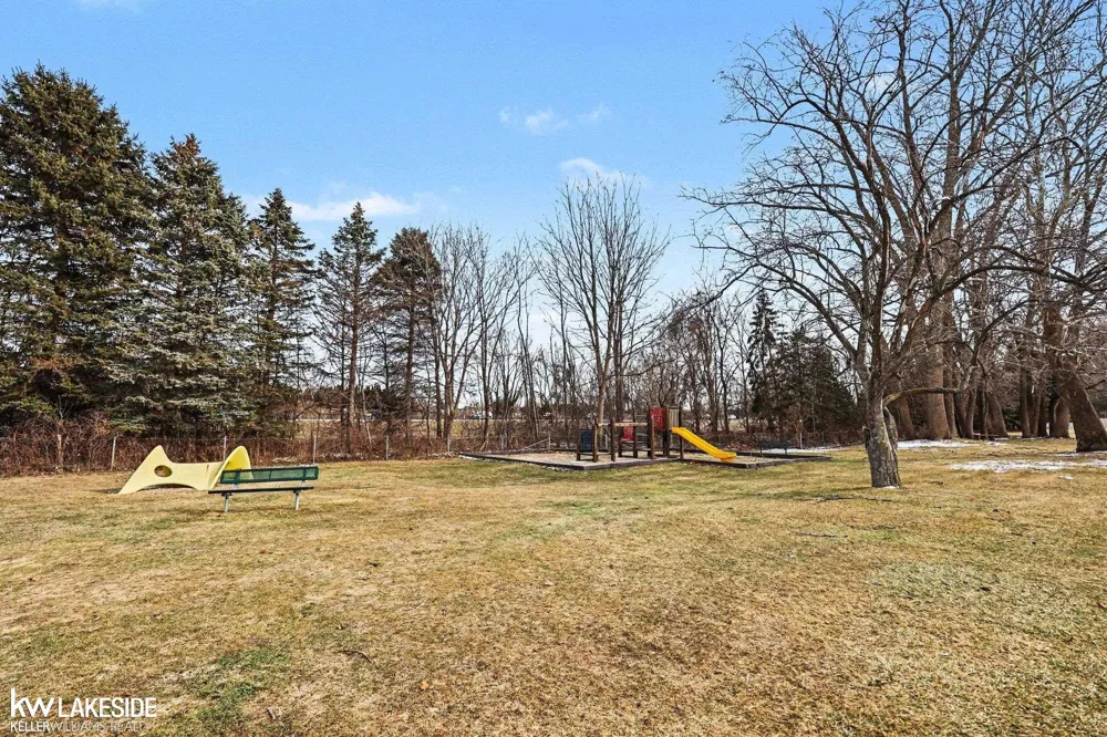 11518 Messmore Road Utica City, MI 48317