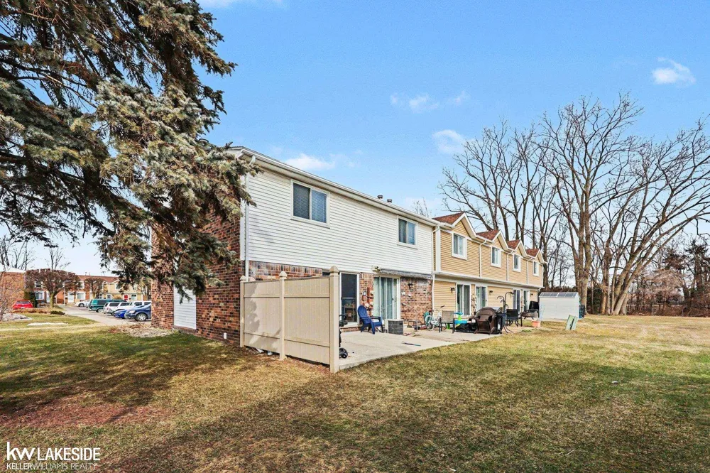 11518 Messmore Road Utica City, MI 48317