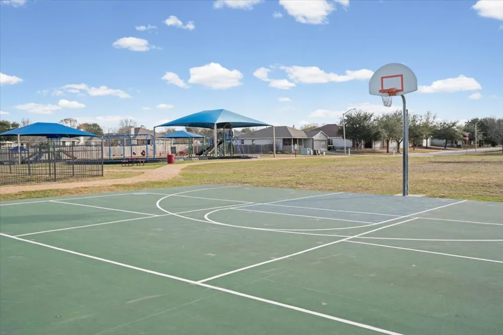 135 Langely Kyle, TX 78640