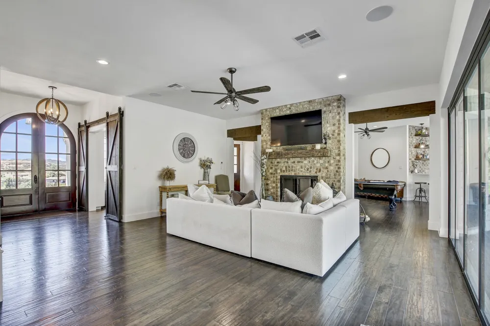 102 Canyon Turn Trail Austin, TX 78734