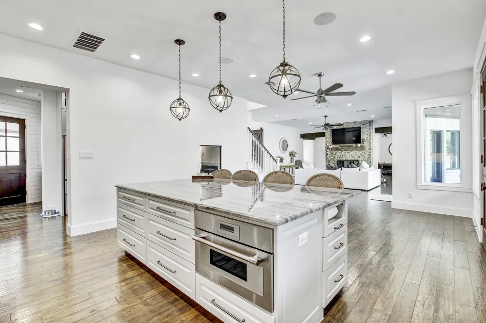102 Canyon Turn Trail Austin, TX 78734