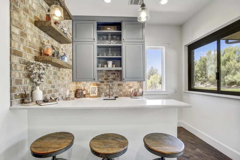 102 Canyon Turn Trail Austin, TX 78734