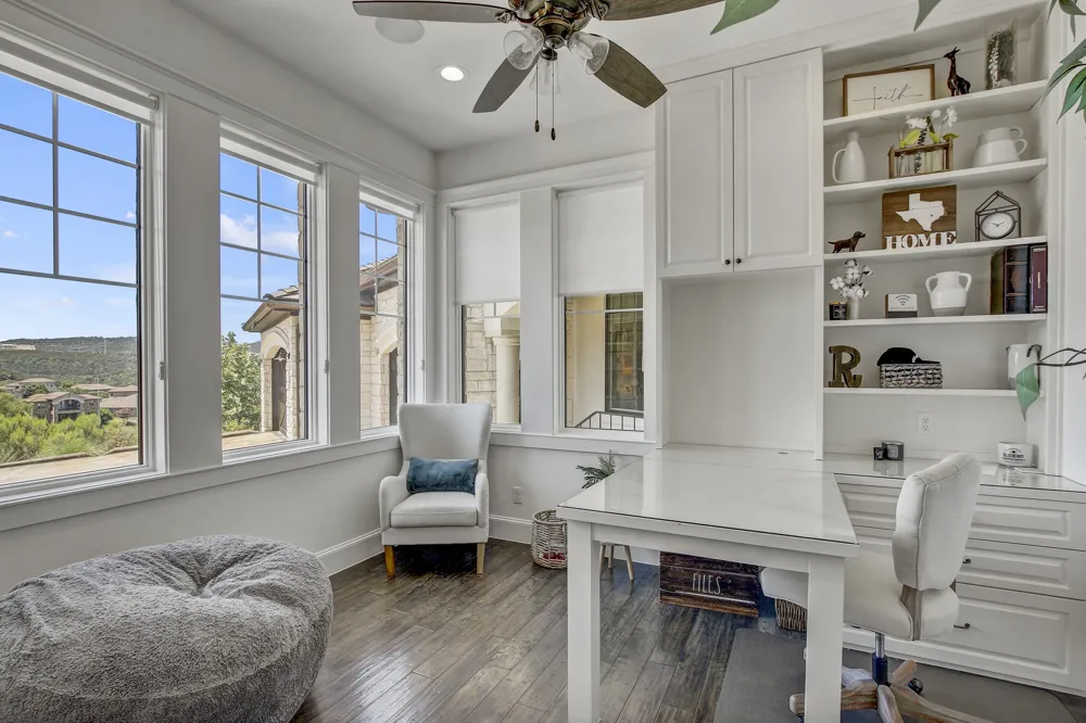 102 Canyon Turn Trail Austin, TX 78734
