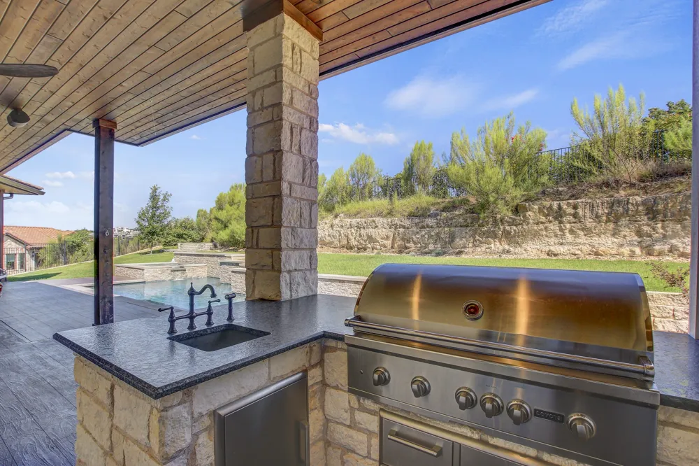 102 Canyon Turn Trail Austin, TX 78734