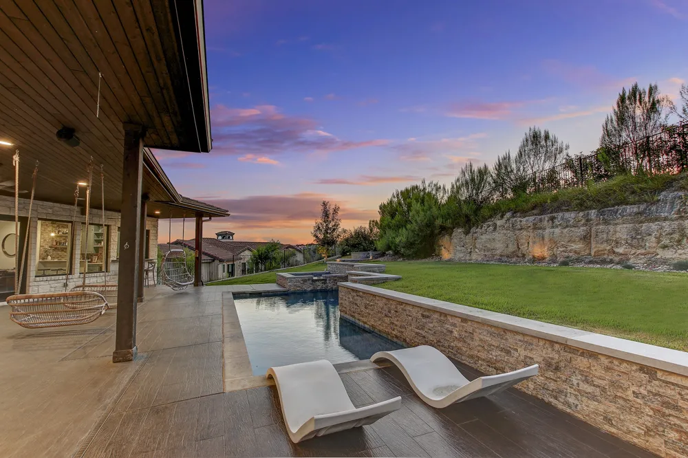 102 Canyon Turn Trail Austin, TX 78734