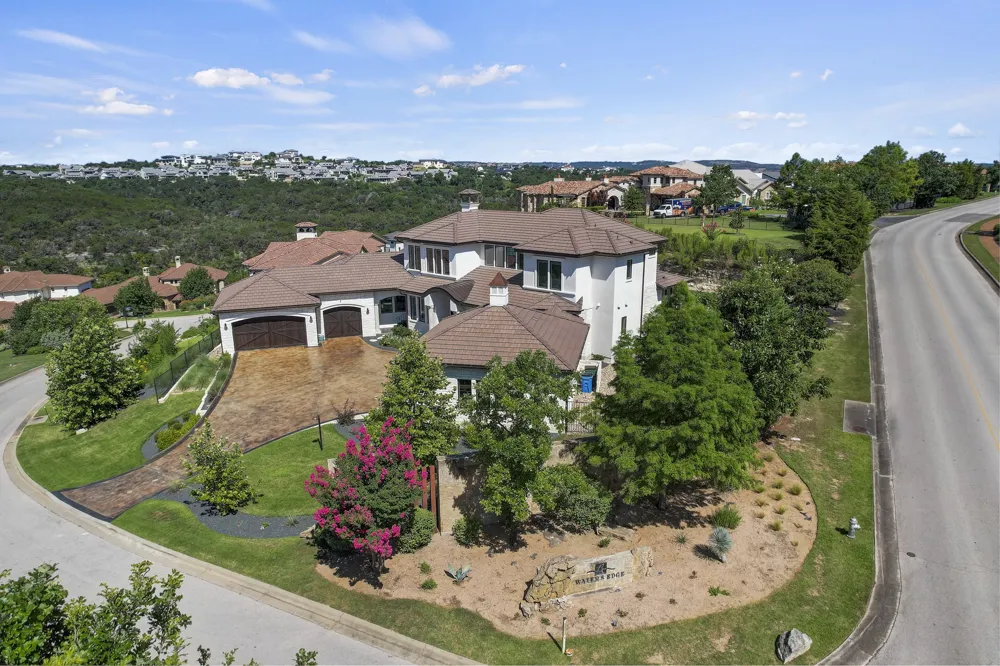 102 Canyon Turn Trail Austin, TX 78734