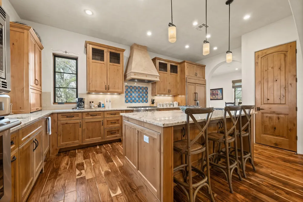 145 La Serena Loop Horseshoe Bay, TX 78657
