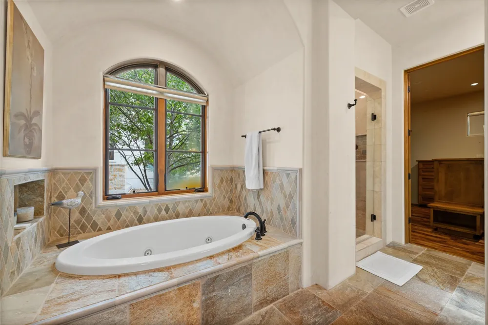 145 La Serena Loop Horseshoe Bay, TX 78657
