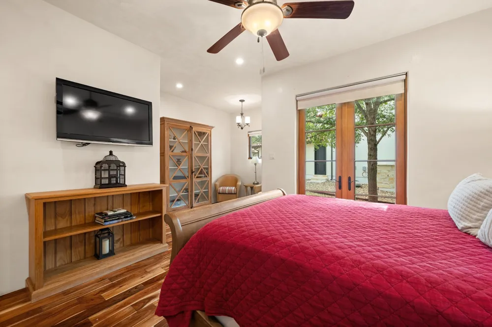 145 La Serena Loop Horseshoe Bay, TX 78657