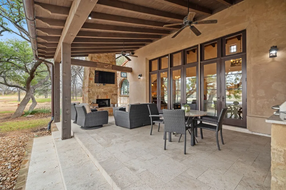 145 La Serena Loop Horseshoe Bay, TX 78657