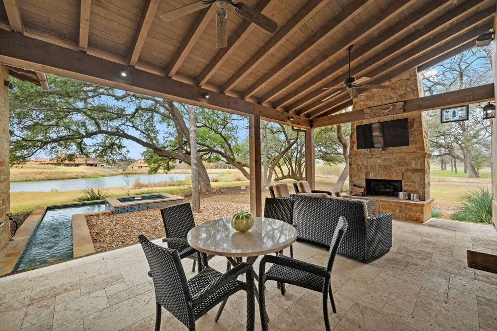 145 La Serena Loop Horseshoe Bay, TX 78657