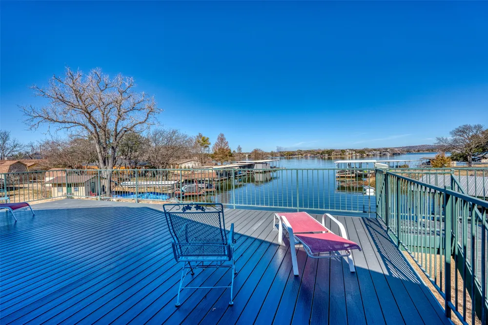 305 W Briar Drive Granite Shoals, TX 78654