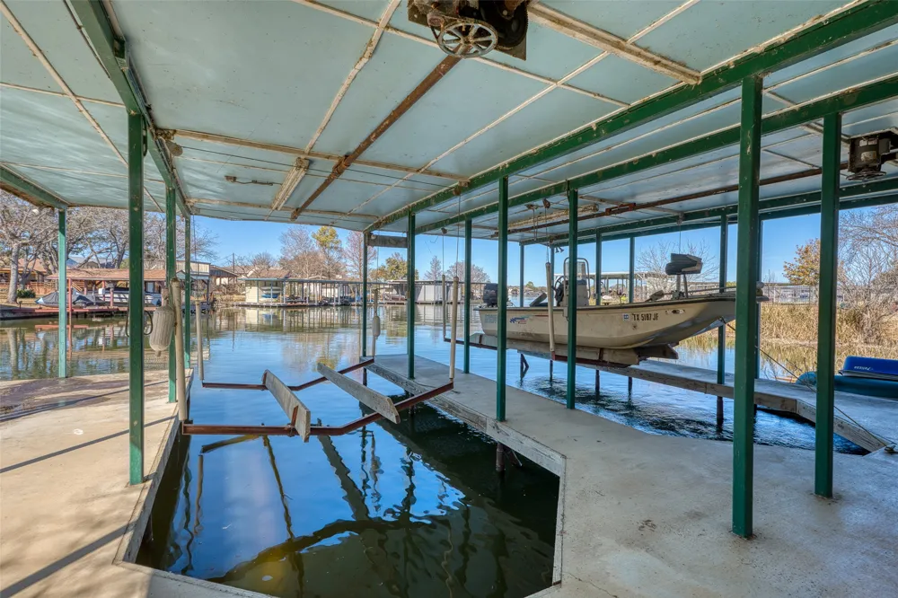 305 W Briar Drive Granite Shoals, TX 78654