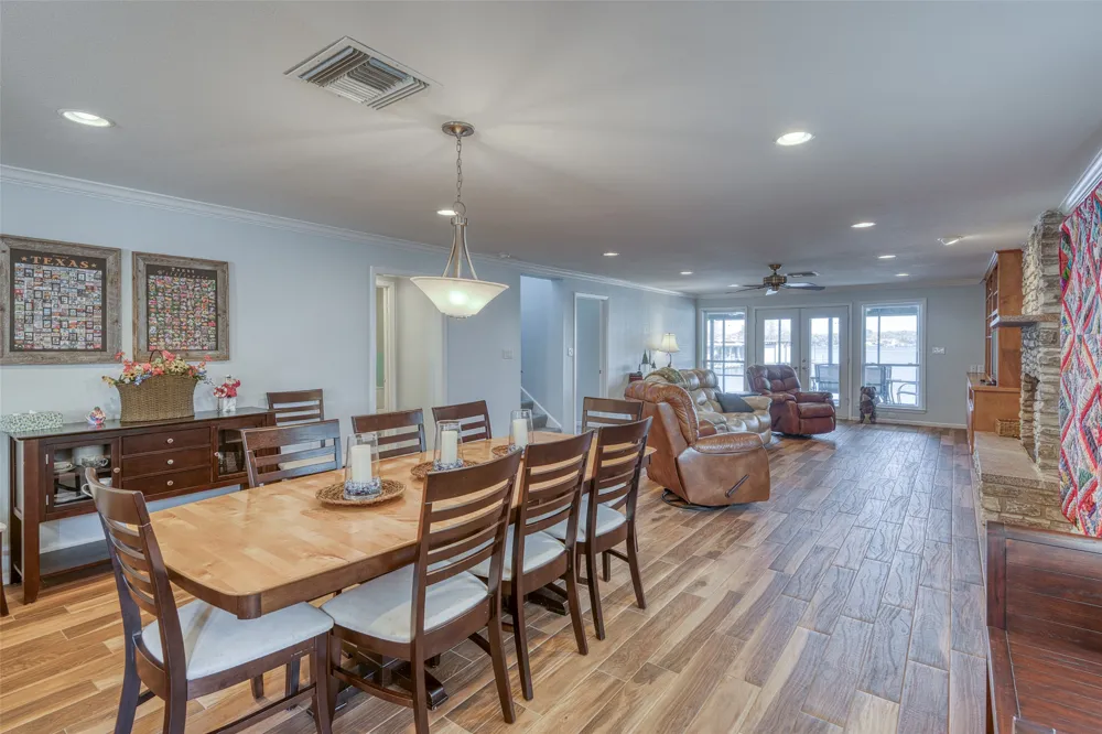 305 W Briar Drive Granite Shoals, TX 78654