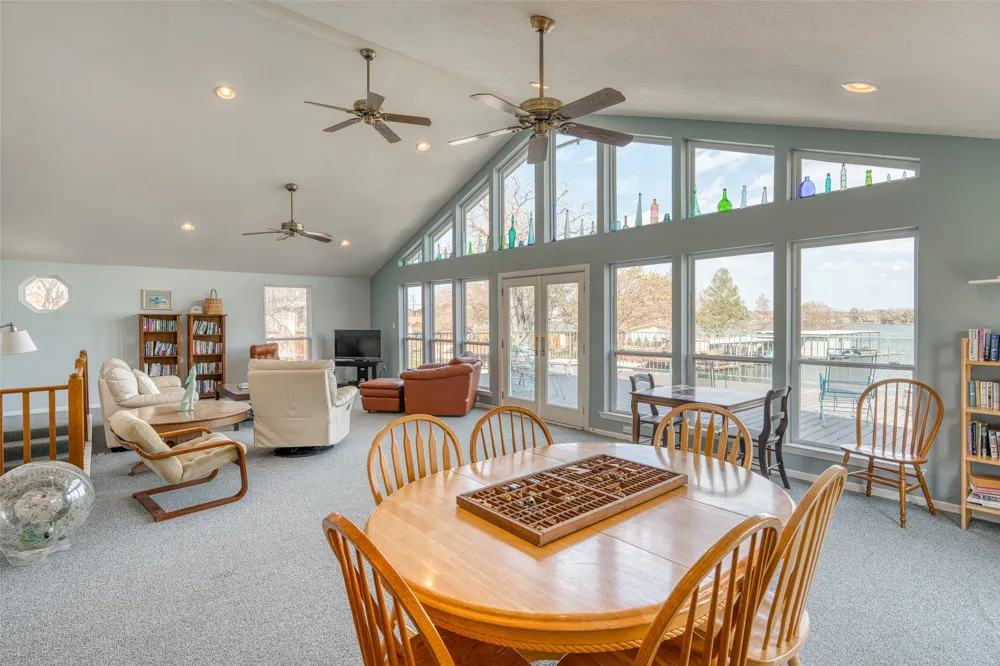 305 W Briar Drive Granite Shoals, TX 78654