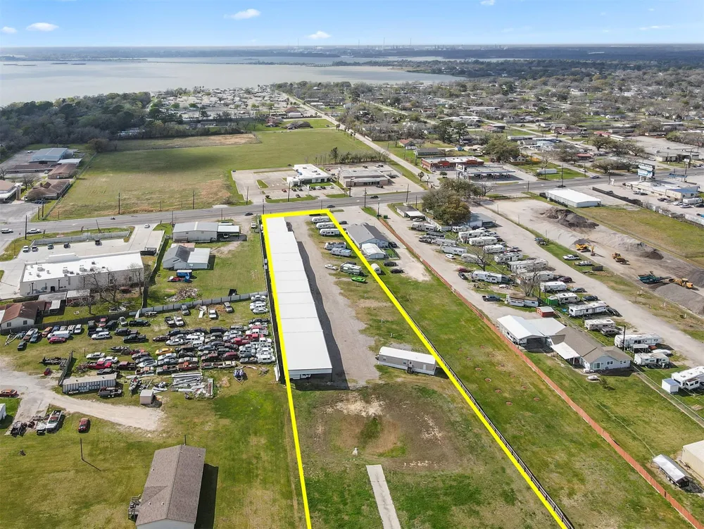 621 S Main Street Highlands, TX 77562