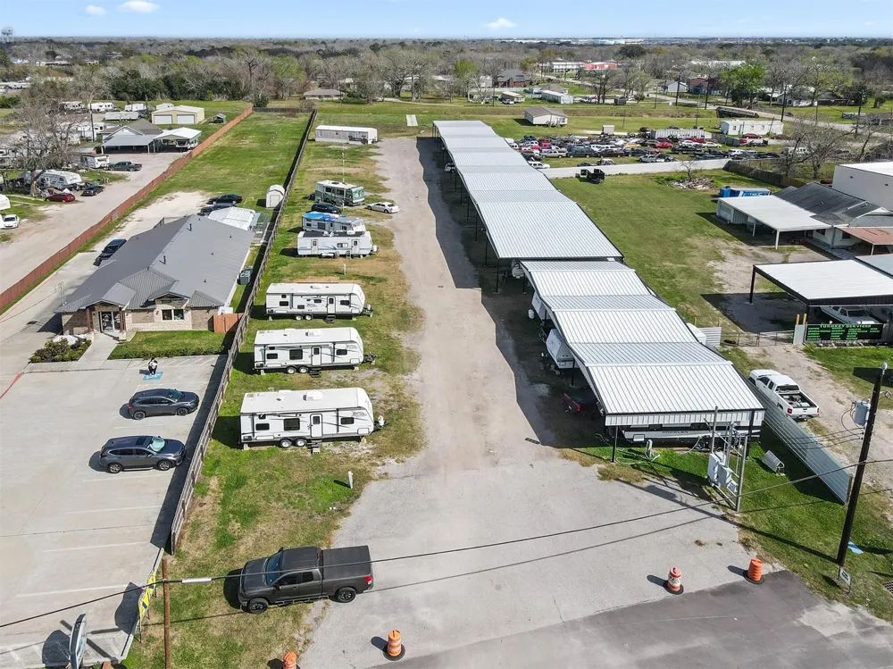 621 S Main Street Highlands, TX 77562