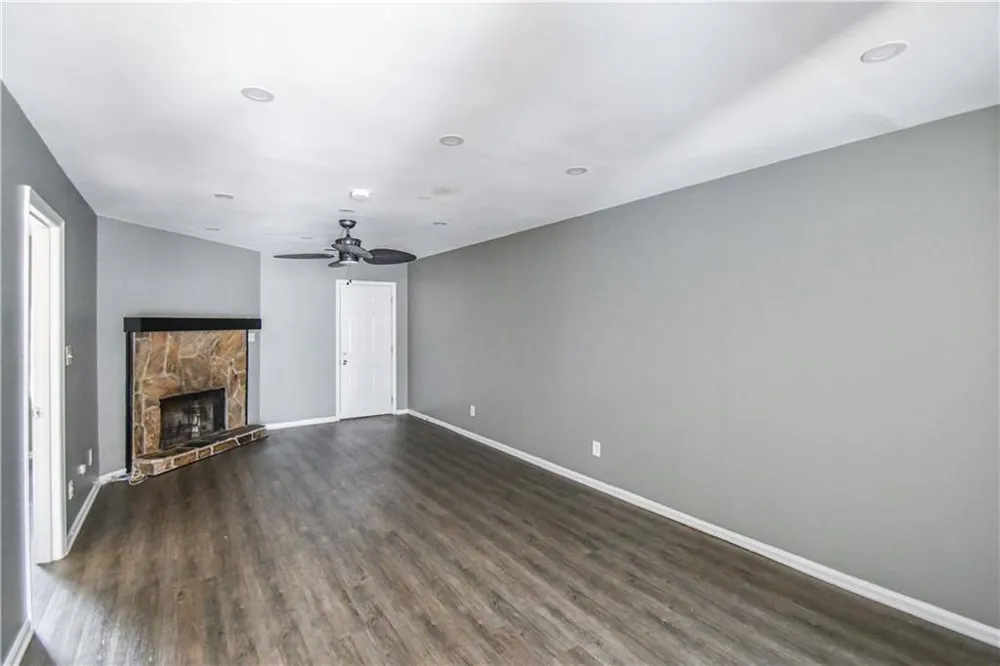 735 Oak Drive Hapeville, GA 30354