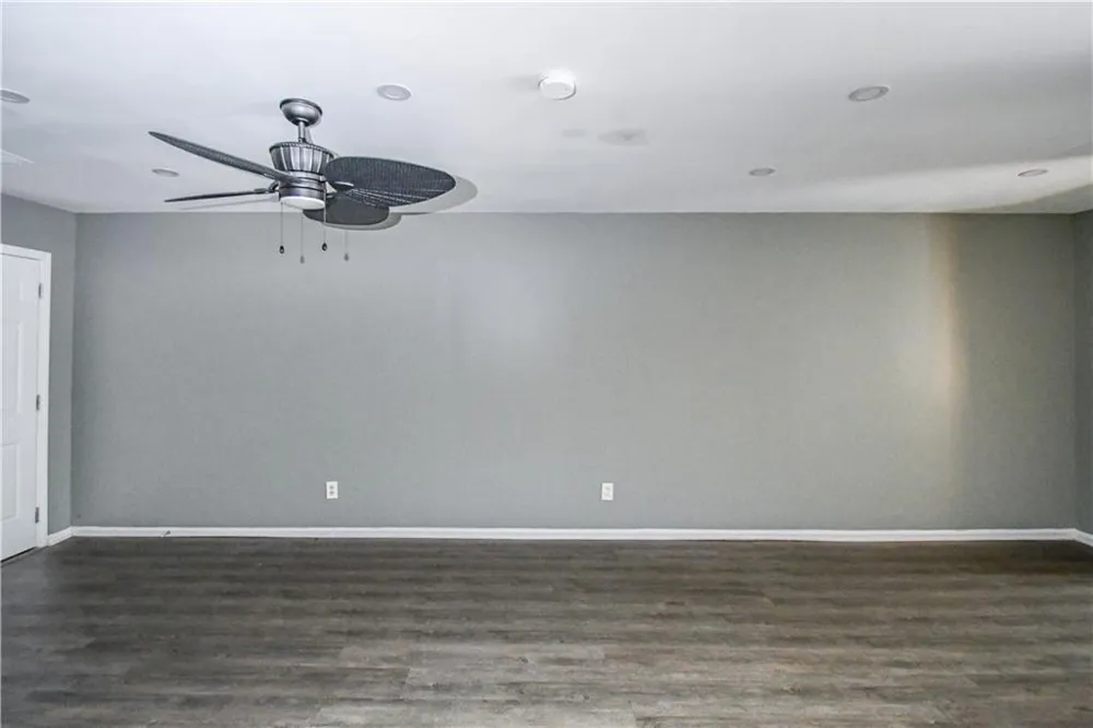 735 Oak Drive Hapeville, GA 30354