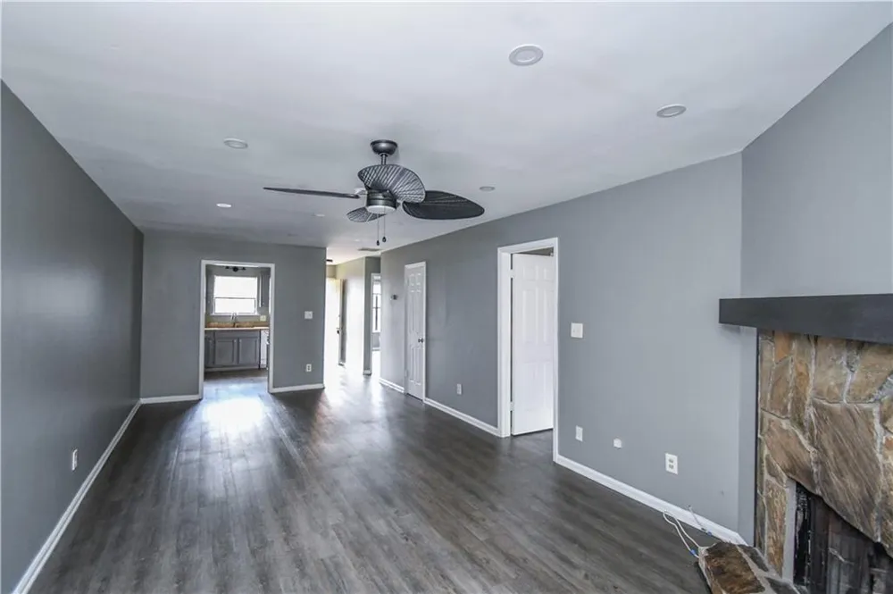 735 Oak Drive Hapeville, GA 30354