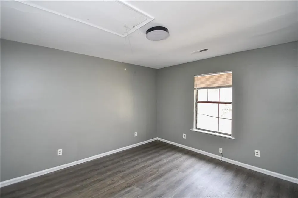 735 Oak Drive Hapeville, GA 30354
