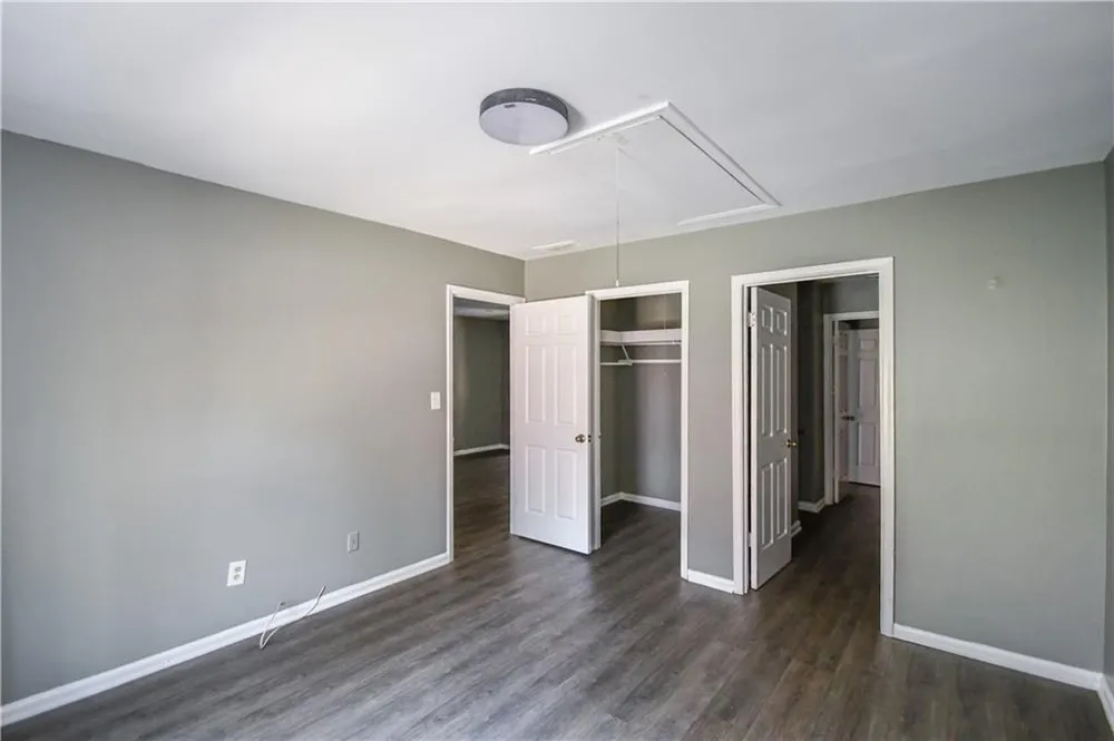 735 Oak Drive Hapeville, GA 30354