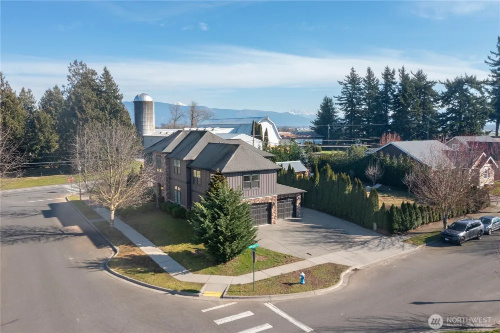 1580 Foxtail Street Lynden, WA 98264