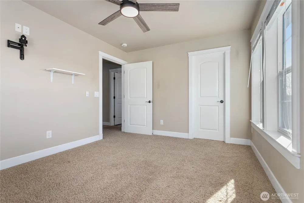 1580 Foxtail Street Lynden, WA 98264