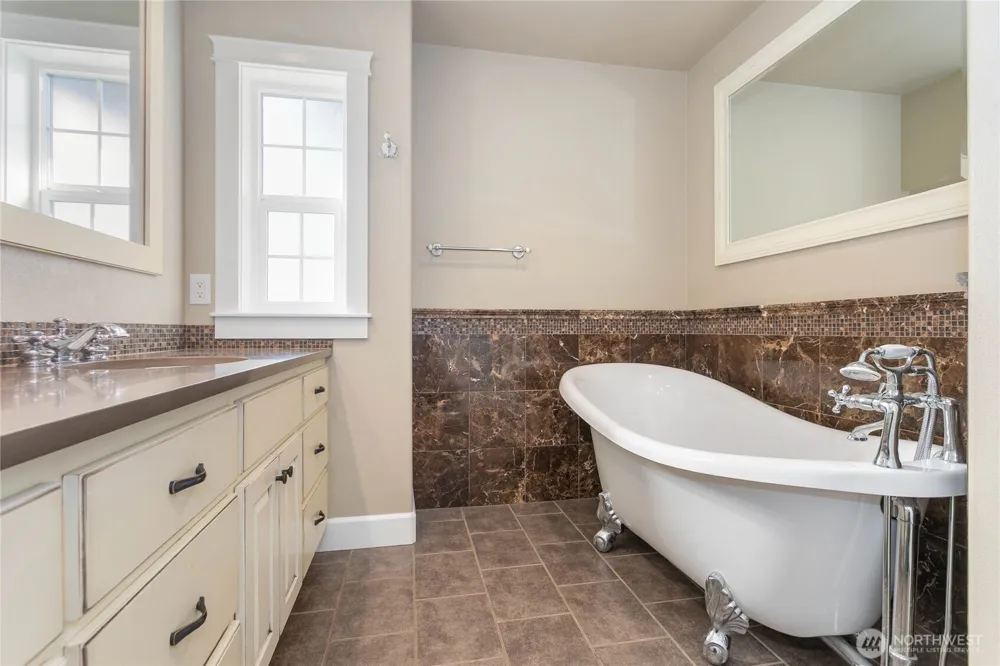 1580 Foxtail Street Lynden, WA 98264