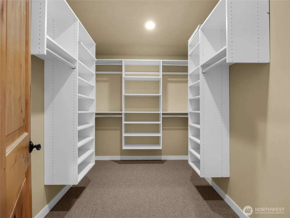 31102 J PLace Ocean Park, WA 98640