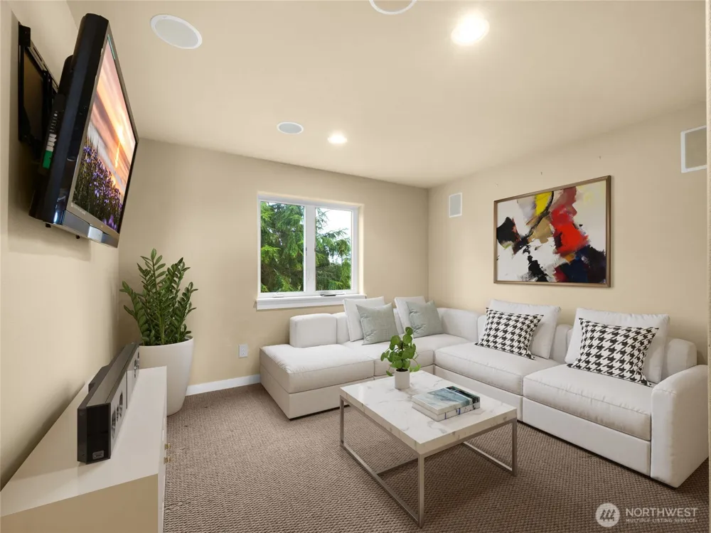 31102 J PLace Ocean Park, WA 98640