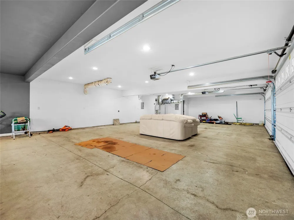 31102 J PLace Ocean Park, WA 98640