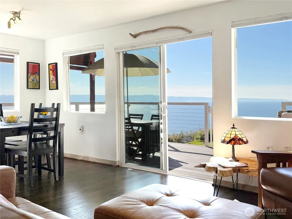 46 G Mukilteo Way Hat Island, WA 98206