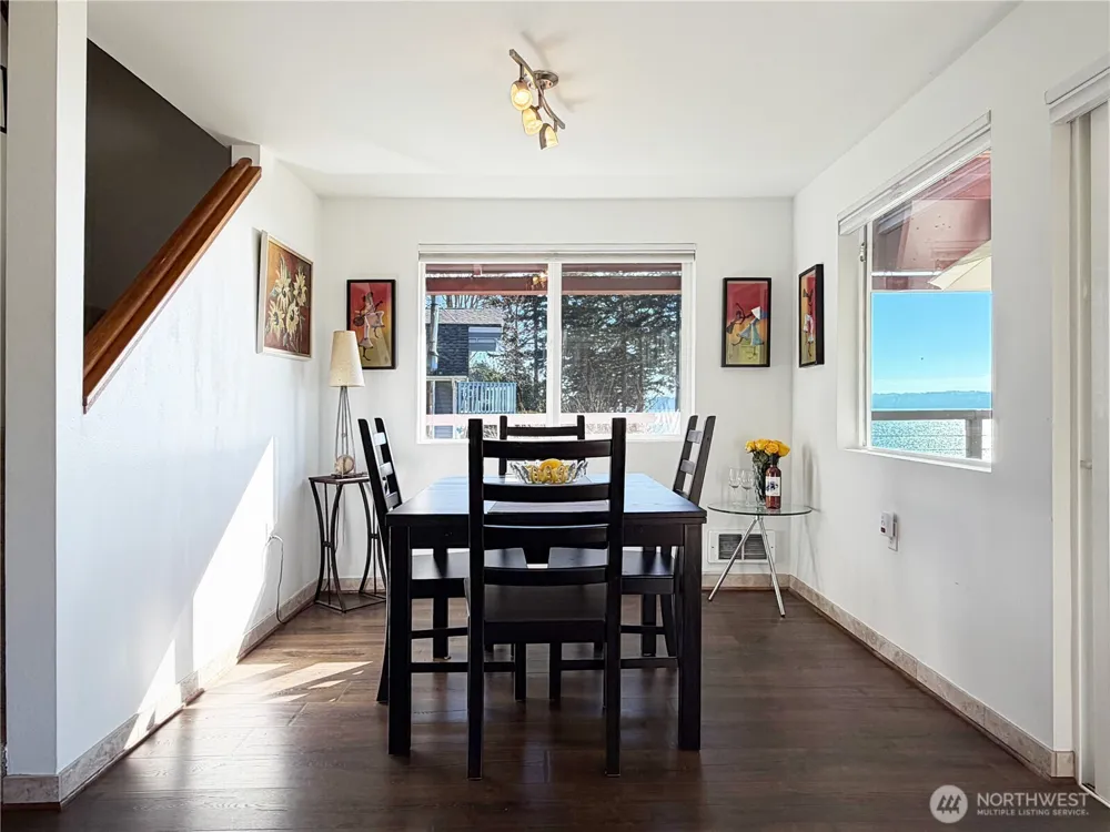 46 G Mukilteo Way Hat Island, WA 98206
