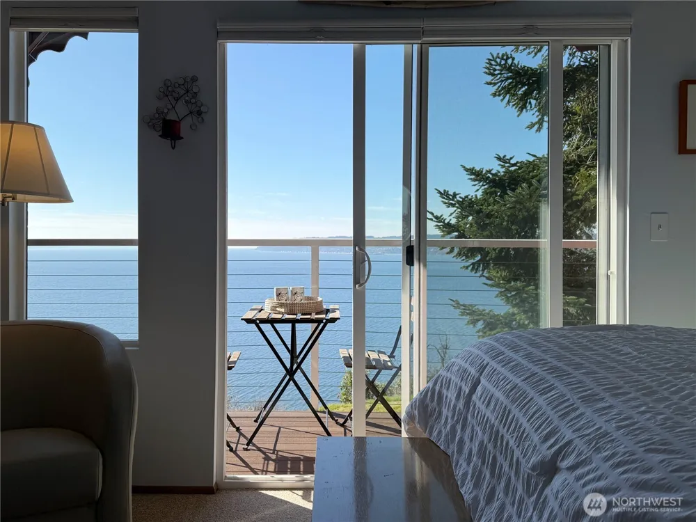 46 G Mukilteo Way Hat Island, WA 98206